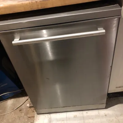 working dishwasher collected for £30 as an example of how to dispose of an old dishwasher