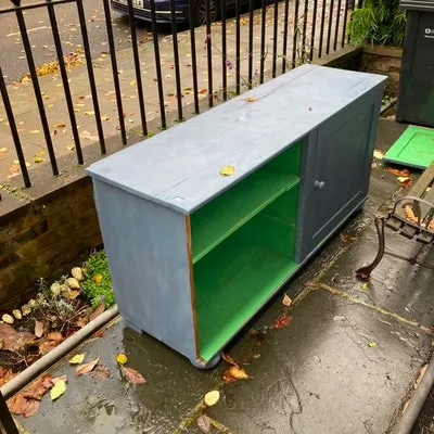 cheap cupboard disposal as example of how to dispose of bulky rubbish