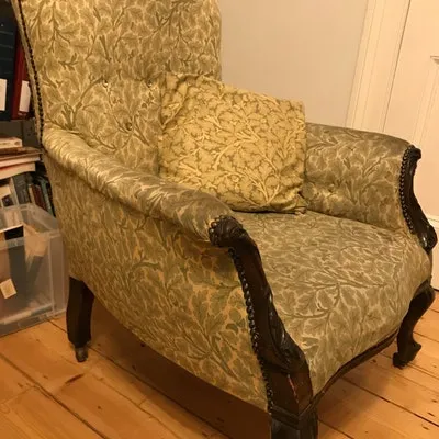 NW1 Camden Armchair disposal, £30