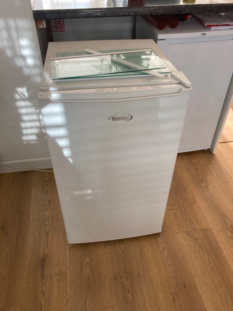 medium fridge freezer disposal for £30